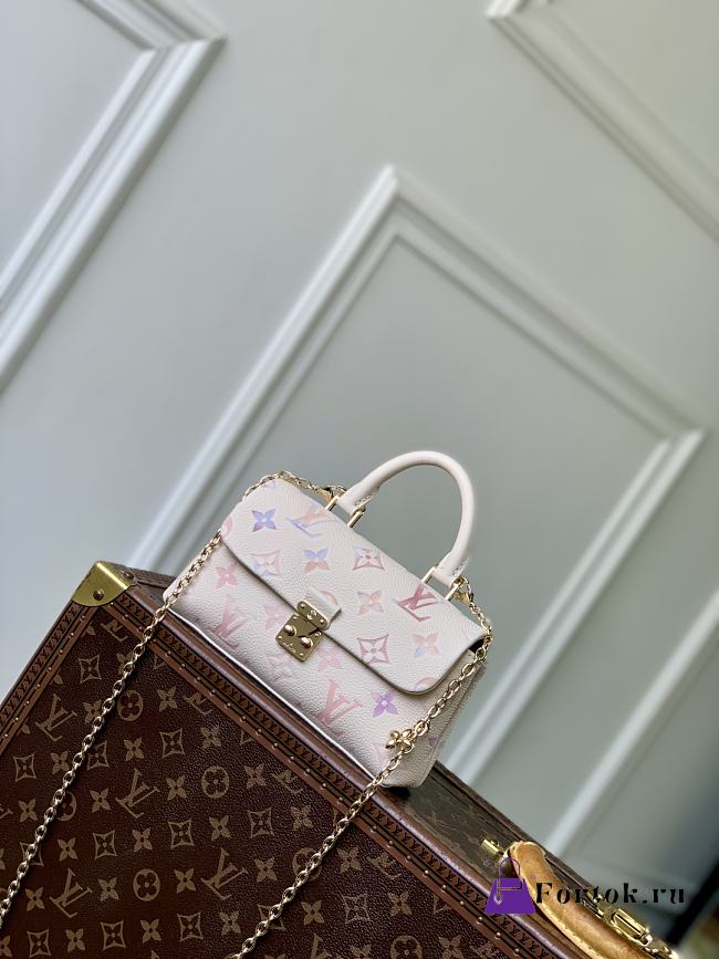 Fortok Louis Vuitton Nano Madeleine M25596 12.5 x 6 x 21 cm - 1