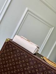 Fortok Louis Vuitton Nano Madeleine M25596 12.5 x 6 x 21 cm - 4
