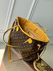 Fortok Louis Vuitton Neverfull Bandoulière Upside Down MM Safran Yellow 28 x 14 x 31 cm - 6