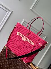 Fortok Louis Vuitton Neverfull Bandoulière Upside Down MM Pondichery Pink 28 x 14 x 31 cm - 4