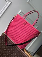 Fortok Louis Vuitton Neverfull Bandoulière Upside Down MM Pondichery Pink 28 x 14 x 31 cm - 5