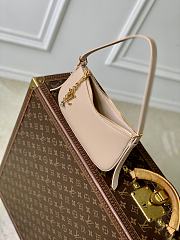 Fortok Louis Vuitton Pochette LV Bloom Beige 23 × 10 × 4 cm - 4