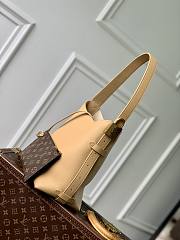 Fortok Louis Vuitton Low Key Hobo Beige 24 x 28 x 16 cm  - 5