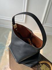 Fortok Louis Vuitton Low Key Hobo Black 31 x 35 x 18 cm - 5