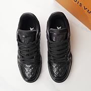 Fortok Louis Vuitton LV Trainer Sneaker 1AHTA3 Noir - 2