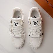 Fortok Louis Vuitton LV Trainer Sneaker 1AIKR6 White - 3