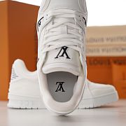 Fortok Louis Vuitton LV Trainer Sneaker 1AIKR6 White - 2
