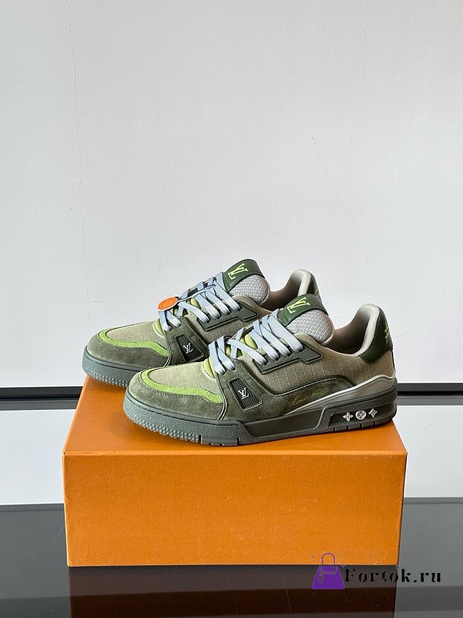 Fortok Louis Vuitton LV Trainer Outdoor Sneaker 1AHTG3 Green - 1