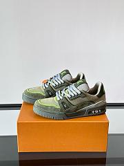 Fortok Louis Vuitton LV Trainer Outdoor Sneaker 1AHTG3 Green - 1