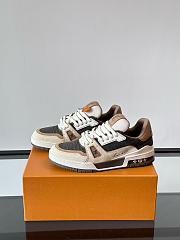 Fortok Louis Vuitton LV Trainer Outdoor Sneaker Marron 1AHTFJ  - 4