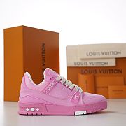 Fortok Louis Vuitton LV Trainer Sneaker Pink - 2