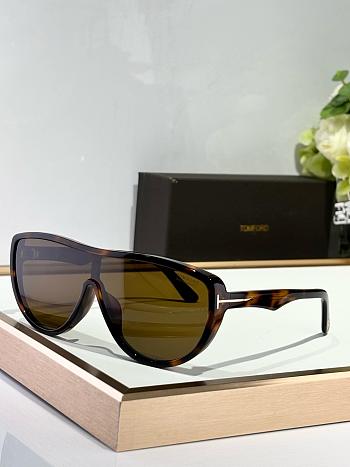 Fortok tomford Sunglasses ft11822 02