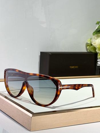 Fortok tomford Sunglasses ft11822 01