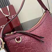 Fortok Gucci GG Emblem Medium Shoulder Bag Leather Rouge 30 x 19 x 11cm - 4