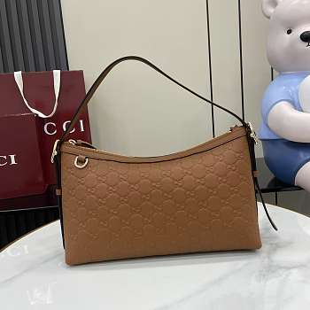 Fortok Gucci GG Emblem Medium Shoulder Bag Leather Brown 30 x 19 x 11cm