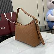 Fortok Gucci GG Emblem Medium Shoulder Bag Leather Brown 30 x 19 x 11cm - 5