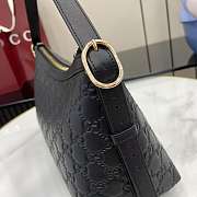 Fortok Gucci GG Emblem Medium Shoulder Bag Leather Black 30 x 19 x 11cm - 5