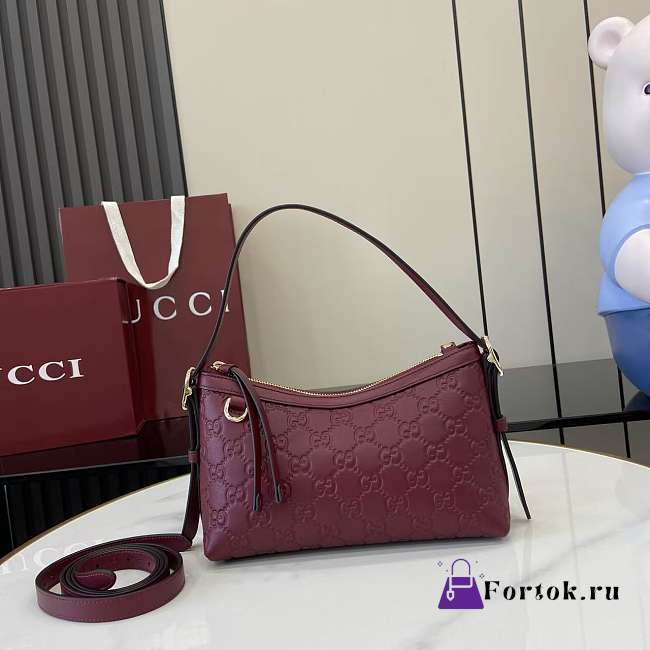Fortok Gucci GG Emblem Mini Shoulder Bag Leather Rouge 22 x 14 x 8cm - 1