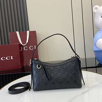 Fortok Gucci GG Emblem Mini Shoulder Bag Leather Black 22 x 14 x 8cm