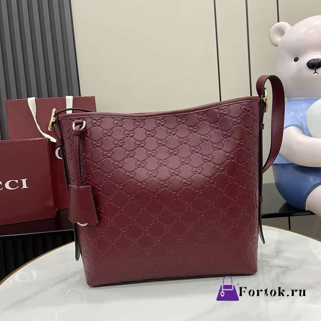 Fortok Gucci GG Emblem shoulder bag Rouge 24 x 26 x 10 cm - 1