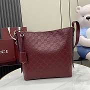 Fortok Gucci GG Emblem shoulder bag Rouge 24 x 26 x 10 cm - 1