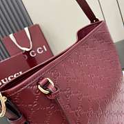 Fortok Gucci GG Emblem shoulder bag Rouge 24 x 26 x 10 cm - 2