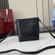 Fortok Gucci GG Mini Emblem shoulder bag Black 15 x 18 x 8 cm - 4