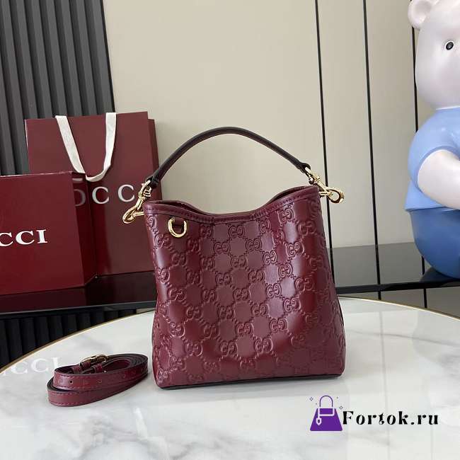 Fortok Gucci GG Mini Emblem shoulder bag Rouge 15 x 18 x 8 cm - 1
