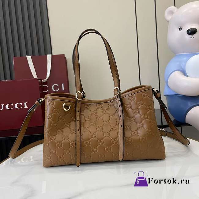 Fortok Gucci GG Emblem medium tote bag Brown 30 x 18 x 11 cm - 1