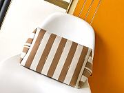 Fortok Fendi Roll Large Reversible shopper in Pequin striped and beige FF fabric 35-19.5-32cm - 4