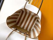 Fortok Fendi Roll Large Reversible shopper in Pequin striped and beige FF fabric 35-19.5-32cm - 2