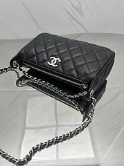 Fortok Chanel shoulder bag 25B Black CC Logo Silver Caviar12*21*5.5cm - 3