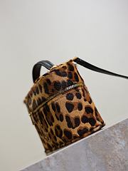 Fortok YSL Saint Laurent GABY vanity bag in pony hair leather Leopard Print 18x11x6.5cm - 5