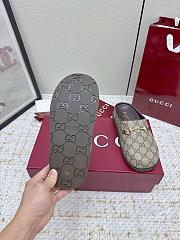 Fortok Gucci GG Supreme Monogram Miro Soft Calfskin Horsebit Slippers  - 3