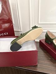 Fortok Gucci slingback pumps in a green patent leather - 5