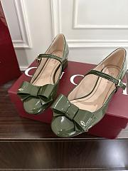 Fortok Gucci slingback pumps in a green patent leather - 3