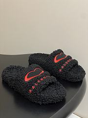 Fortok Balenciaga Furry Slide Sandals in black with a red embroidered logo - 4