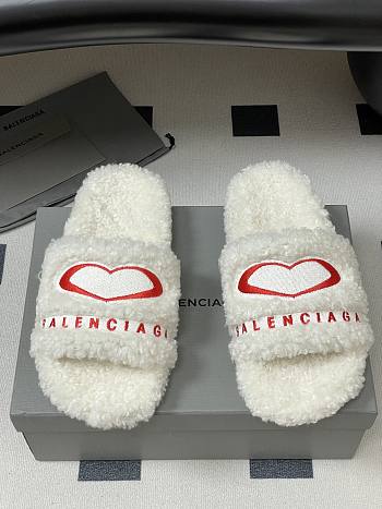 Fortok Balenciaga Furry Slide Sandals in white with a red embroidered logo