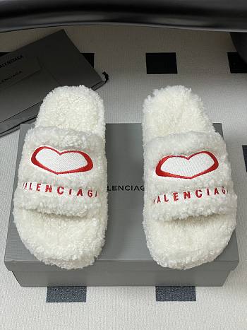 Fortok Balenciaga Furry Wedge Sandals in White with a red embroidered logo 