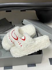 Fortok Balenciaga Furry Wedge Sandals in White with a red embroidered logo  - 5