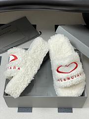 Fortok Balenciaga Furry Wedge Sandals in White with a red embroidered logo  - 4