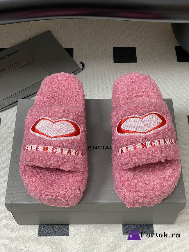 Fortok Balenciaga Furry Wedge Sandals in Pink with a red embroidered logo  - 1