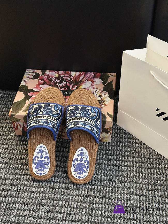 Fortok Dolce & Gabbana Embroidered Raffia slides Blue  - 1