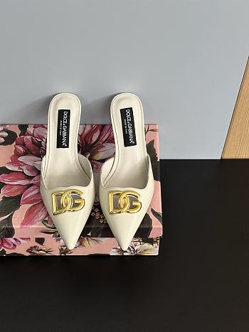 Fortok Dolce & Gabbana Pointed slides White