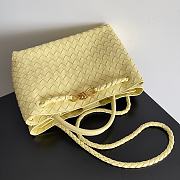 Fortok Bottega Veneta Womens Andiamo Baby Yellow 32*24*12cm    - 2