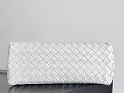 Fortok Bottega Veneta Womens Andiamo Medium White 32*24*12cm   - 2