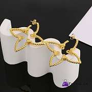 Fortok Louis Vuitton Four-leaf Clover Hollow Twist Earrings Gold - 4