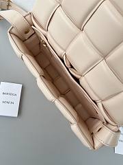 Fortok Bottega Veneta Cassette Padded Bag Beige 26x18x8cm - 6