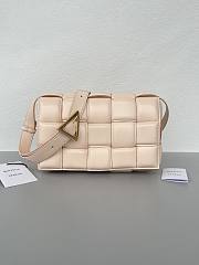 Fortok Bottega Veneta Cassette Padded Bag Beige 26x18x8cm - 2