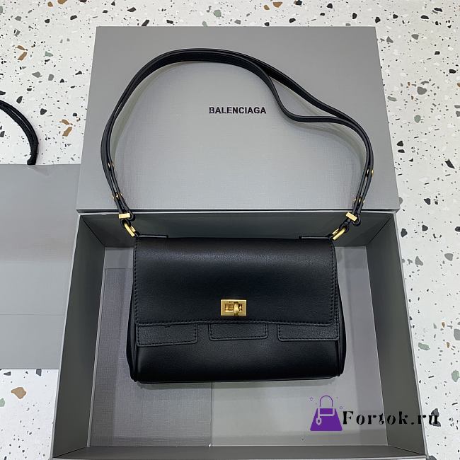 Fortok Balenciaga Bel Air Xs Flap Bag in Black 23x5.5x18cm - 1